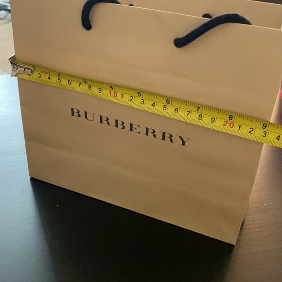 Burberry shopping bag - Picture 2 of 4